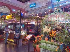 -查特花园美食广场(西单大悦城店)