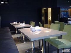 一楼餐厅一侧-杭州西湖桔子水晶酒店