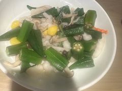 -前海沿·青岛菜(李沧万达店)