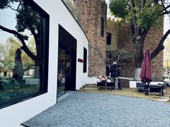 -J Create城市露营咖啡·简餐·宠物(上海动物园店)