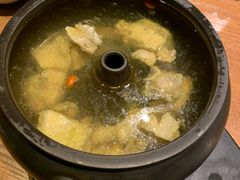 -云海肴·汽锅鸡·云南菜(天山百盛优客店)