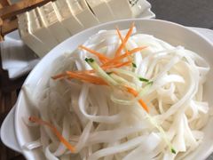-三头牛·潮汕牛肉生蚝火锅 (夏湾店)