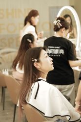 -瞬间漂亮·化妆造型(鎏嘉码头店)