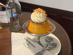 -Café Monson