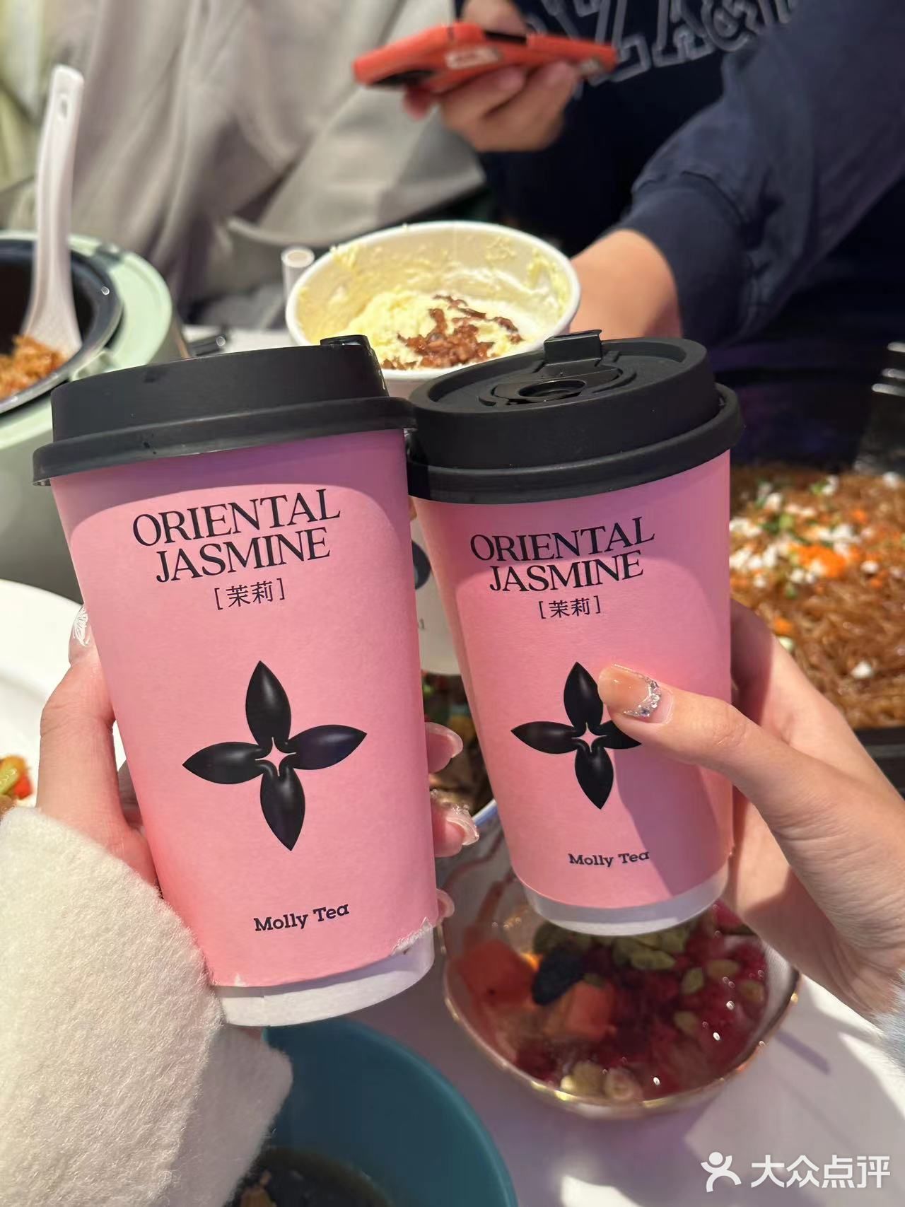 郑州终于也有茉莉奶白了 包装绝美啊啊啊