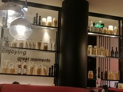 -必胜客(济微路店)