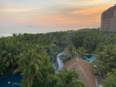 -三亚湾海居铂尔曼度假酒店