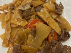 酸笋炒牛肉-美极鲜食坊(宝安南路店)