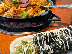 金枪鱼饭团-山城正宗集安高丽火盆