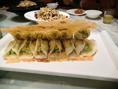 西葫鸡蛋锅贴-大胡同天津菜·海肠捞饭·津门皮皮虾锅贴一绝(西姜井店)