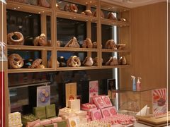 面包甜点陈列柜-好利来(牡丹园店)
