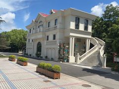 -上海市民办金苹果学校