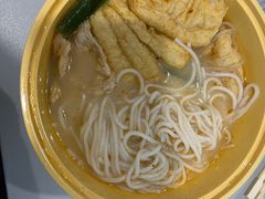 -谭仔米线(皇庭广场店)