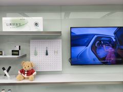 -小鹏汽车(上海静安大融城店)