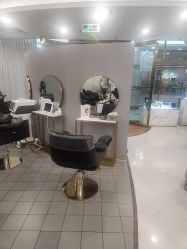 -八佰伴8008星级形象店