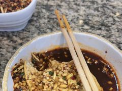 -怪噜范·老贵阳街头名小吃(鸿通城店)