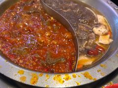 -沸炉重庆老火锅(军事博物馆店)