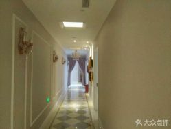 -蕾蕾美颜美容美体