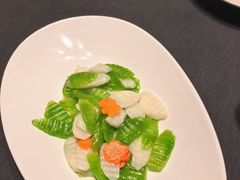 -艳阳天民俗村(公园路店)