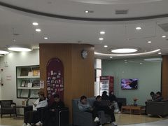 -雅悦齿科(顾村公园店)