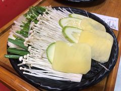 素菜拼盘-西昌老号李小肠特色烧烤园(郫都店)