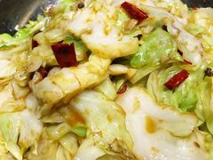 干锅手撕包菜-福阿婆老牌湘菜(大润发店)