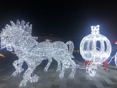 -南京眼步行桥