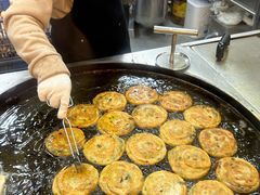 -瑞虹新天地月亮湾