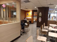 大堂-麦当劳(沙河店)