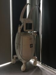 -奈瑞儿美颜塑身SPA