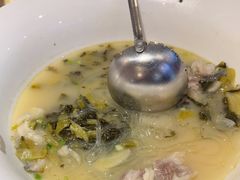 -严记小天府酸菜鱼(西四路店)