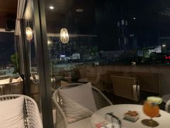 -悦吧·360°全景天台酒吧(象山店)