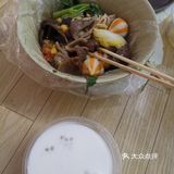 开了很多年的甜品加牛杂店，算是老店网红店，位于海棠村