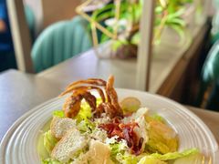 -Oasis Bar & Grill