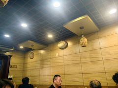 -三鞭一花·独一处·元英砂锅(海光寺店)