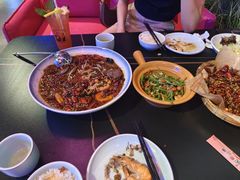 -粉墨特色菜·烧烤音乐酒馆