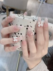 -UGIRL有个美甲