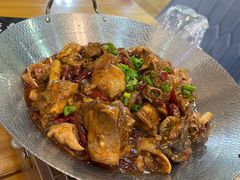 啫啫肥肠鸡-小郭私房菜·海肠捞饭店(学士街店)