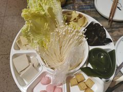 -鸡遇虾煲干锅火锅(小寨金莎店)