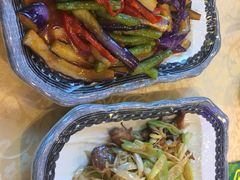 -维吾尔餐厅(宜山路店)