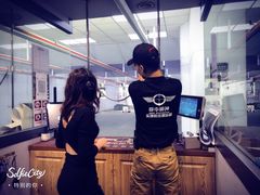 -都市枪神实弹射击俱乐部