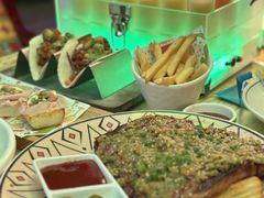 -Famous肥猫墨西哥音乐餐吧(五棵松华熙LIVE店)