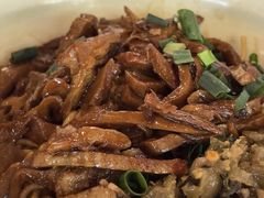 -佬钱湾仔(衣裳街店)