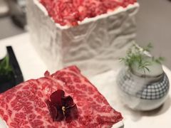 -左庭右院鲜牛肉火锅黑金店(陆家嘴中心店)