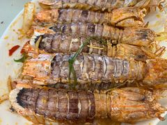 -覃记海鲜美食餐厅