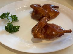 玻璃脆皮乳鸽-利苑酒家(金宝店)