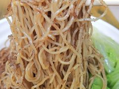 -小梁哥云吞面(黄贝岭店)