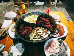 -白乐天毛肚火锅馆(南滨路店)