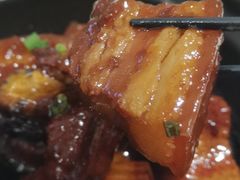 红烧肉烧鲍鱼-丁字口海鲜热炒·烧烤大排档