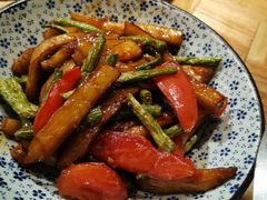 蜜桃三素-蜜桃餐厅·伴山(绿宝广场店)